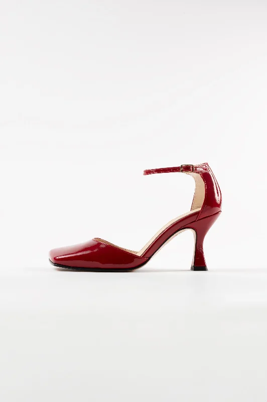 High heels with elegant night strolls -high heels for trendy look-LAURA - RED Wrinkled Patent Leather Pumps