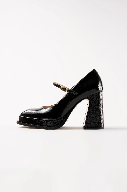 High heels with padded relief -high heels with buckle detail-CASILDA - Black Patent Leather Mary Jane Pumps