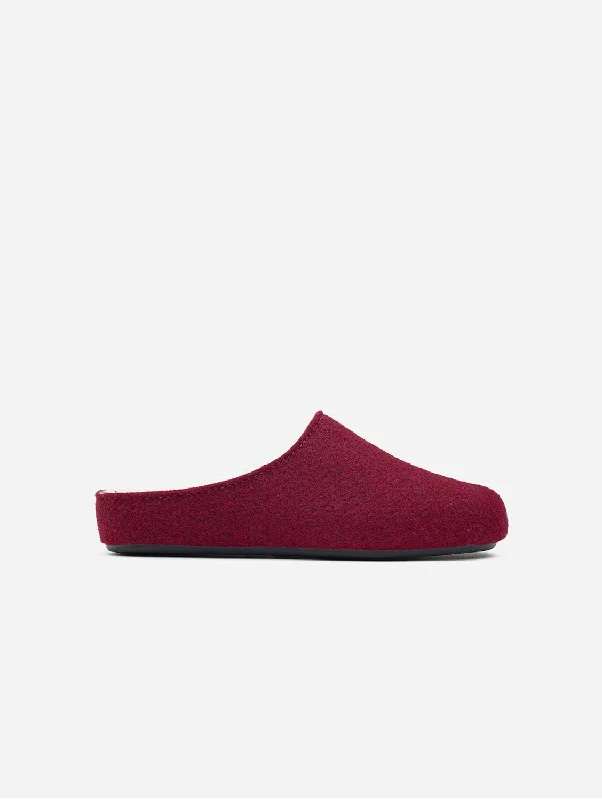 enduring slippers classic-Date Women's Vegan Mule Slippers | Burgundy