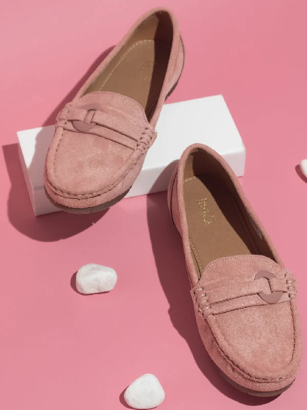 Loafers with cool weave -Women Peach Solid Loafers