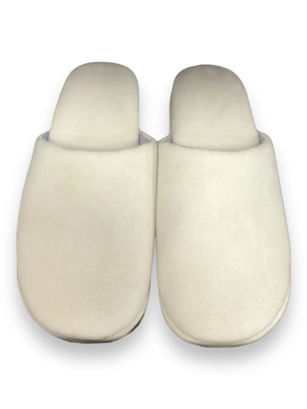 hold slippers non-slip-Slippers By Clothes Mentor In Ivory, Size: 8.5