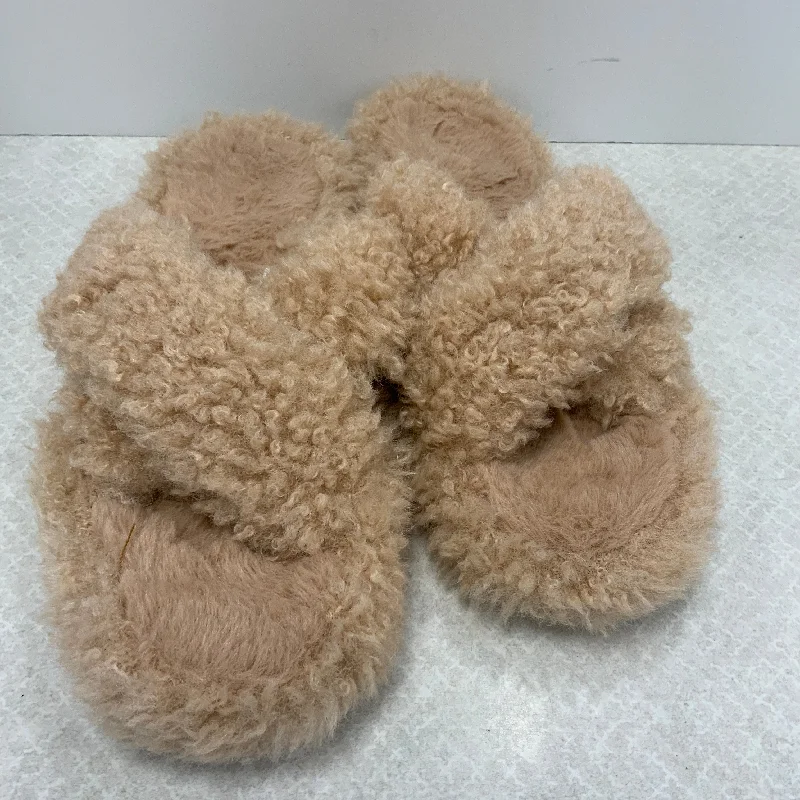 vibe slippers classic-Slippers By Bearpaw In Brown, Size: 11