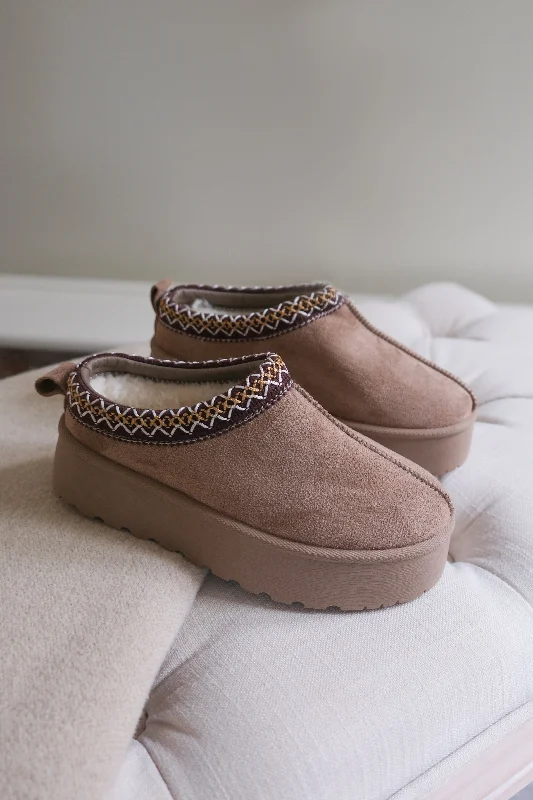 vibe slippers silver-MANGO KIDS FLATFORM EMBROIDERED LOW ANKLE SLIPPER BOOTS IN CAMEL SUEDE