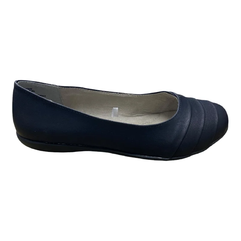 flats with cut-out details-Shoes Flats By White Mountain In Black, Size: 9