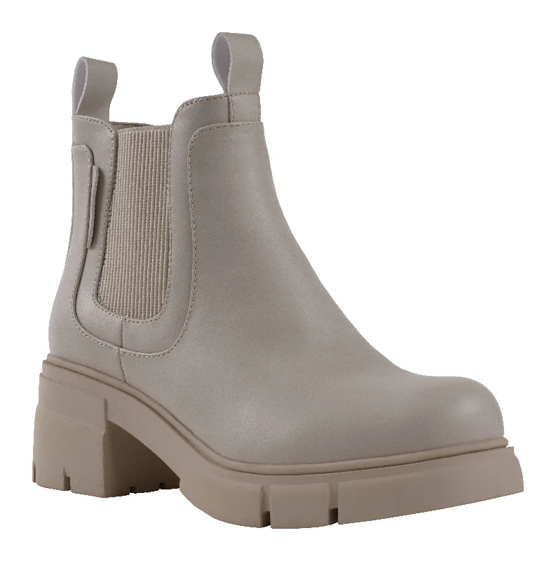 Best boots for foot warmth-William Off-White Chelsea Boot