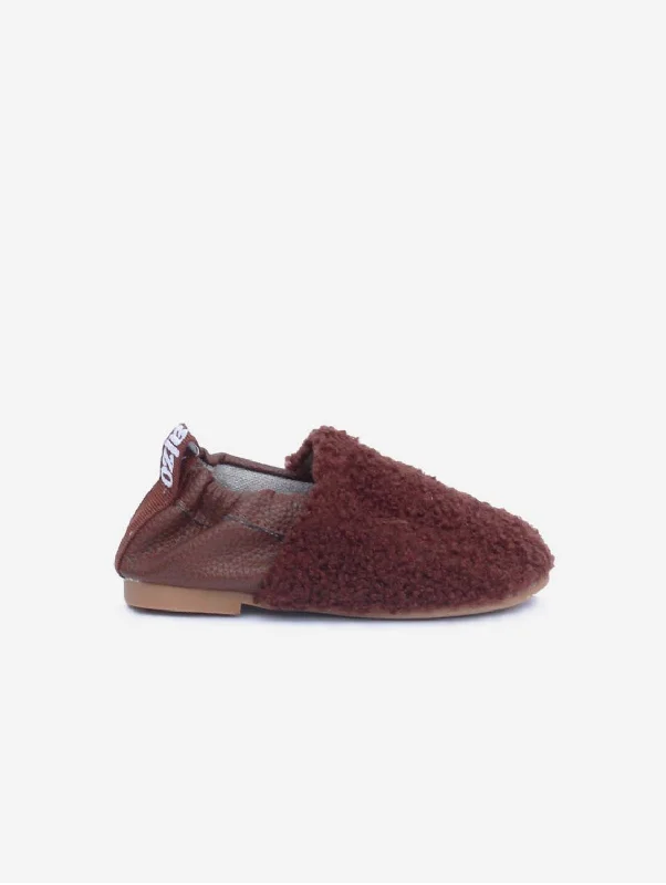 chill slippers casual-Alma Vegan Leather & Vegan Shearling Kids Slipper Shoe | Brown