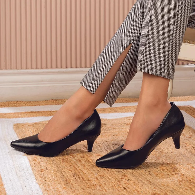 High heels with anti-slip heel tips -high heels for timeless elegance-The Creet Black Women's Dress Pumps Tresmode