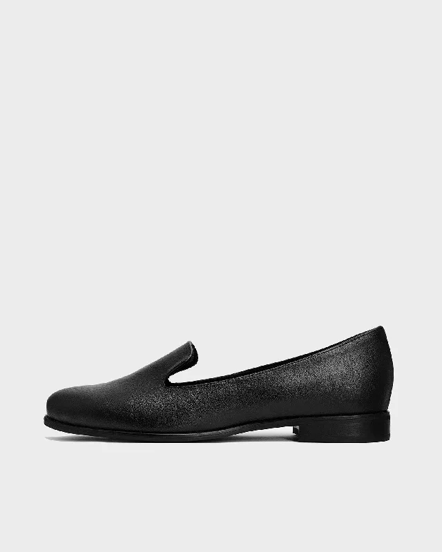 Slip-on loafers for home office -Lords Black Loafers made of grape leather Vegea