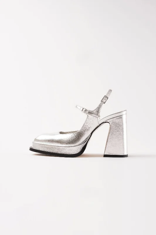 High heels with stylish relief -high heels with smooth finish-CLAUDIA - Silver Leather Platform Pumps